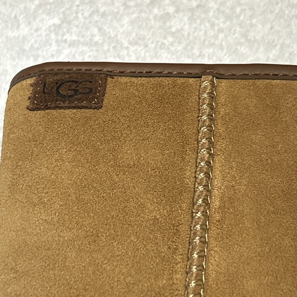 UGG Women's Citi Funk Mid‎  Platform Boot Authentic with Original Box Sz 6.5 NIB - Picture 7 of 10